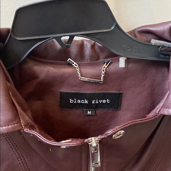 Burgundy leather jacket - Picture 2 of 4